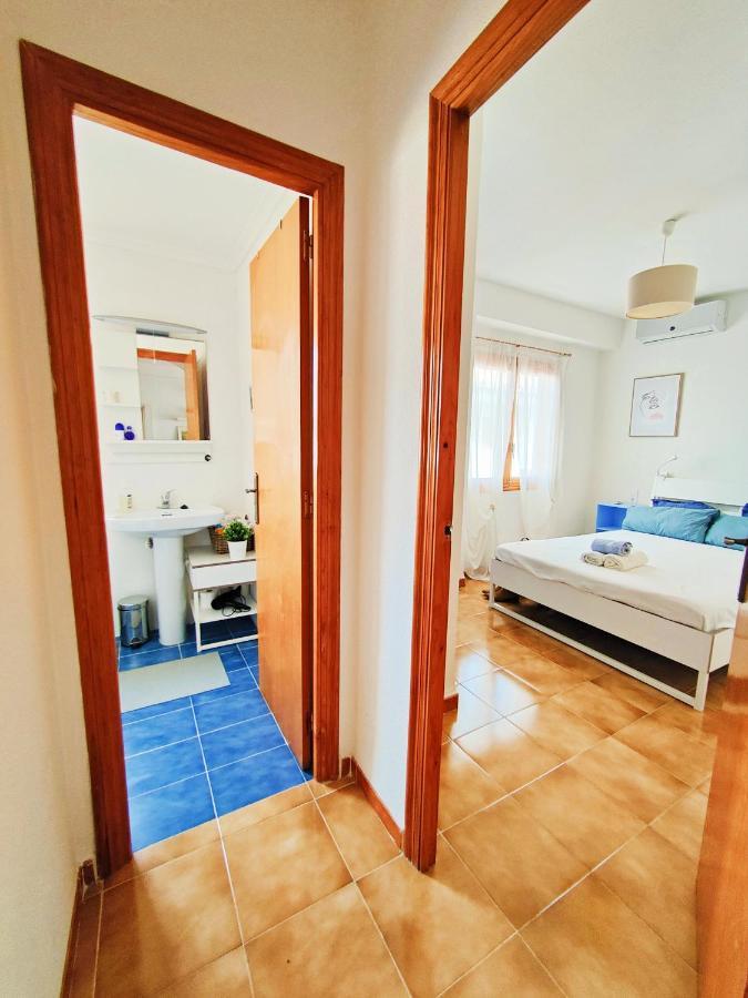 Blue House In Santa Pola Apartment Exterior photo